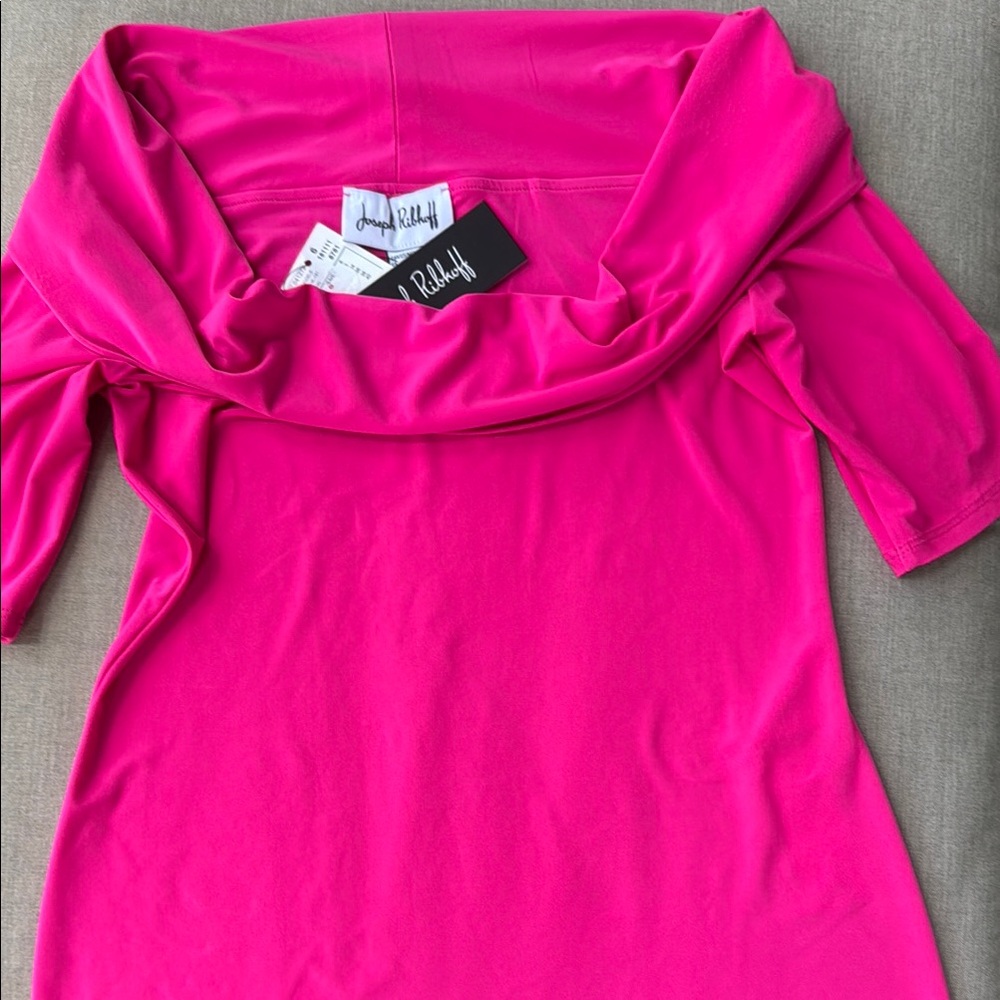 Joseph Ribkoff Off Shoulder Top.  NEW with Tag. Size 6